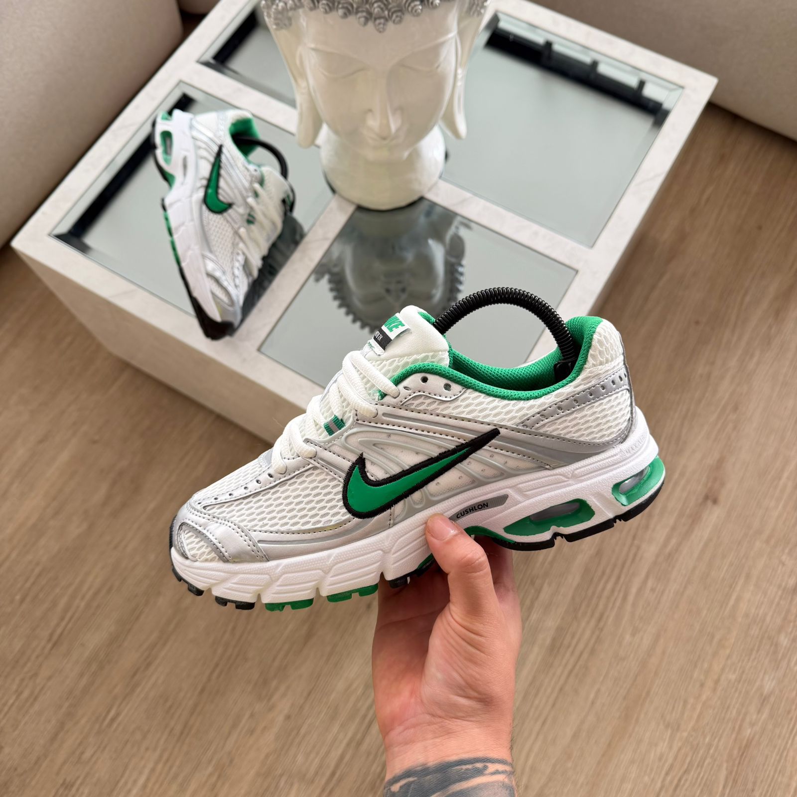 NIKE P-6000